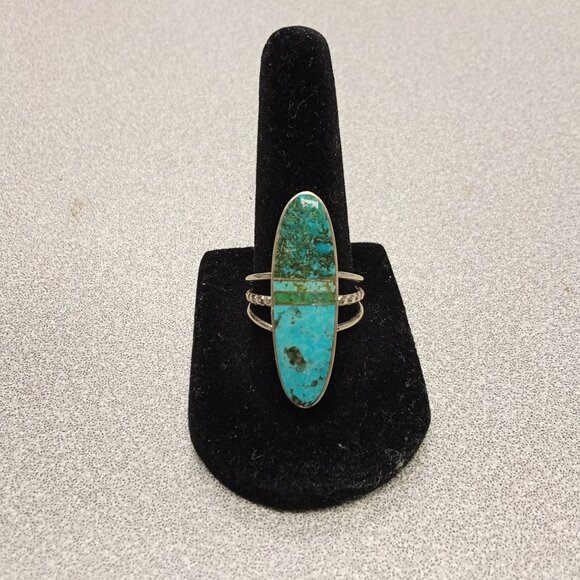 Beautiful Navajo Women's Ring Sterling Silver/Large Turquoise Stone Oval Design - Picture 1 of 8